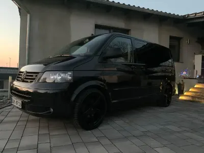 Gebraucht VW T5 Highline 174 PS (127 kW) 2007 Schwarz Van