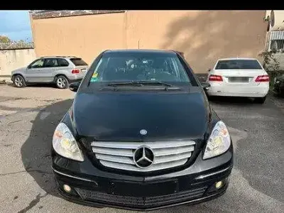 Gebraucht Mercedes B150 75 PS (55 kW) 2007 Schwarz Van / Kleinbus