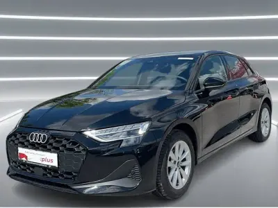 Gebraucht Audi A3 Ambiente 116 PS (85 kW) 2025 Brillantschwarz Limousine