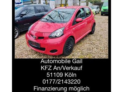 Gebraucht Toyota Aygo Cool 68 PS (50 kW) 2012 Rot Kleinwagen
