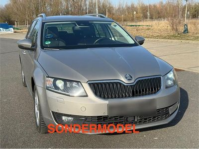 Gebraucht Skoda Octavia 150 PS (110 kW) 2014 Beige Kleinwagen