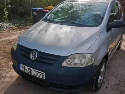 Używany VW Fox 69 KM (50 kW) 2007 Szary Hatchback