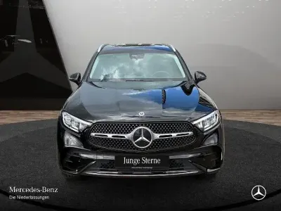 Używany Mercedes GLC300 AMG 258 KM (189 kW) 2023 Czarny SUV