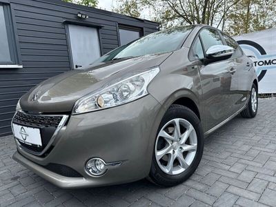 gebraucht Peugeot 208 1.2 Style RADIO KLIMA SITZH PDC LM