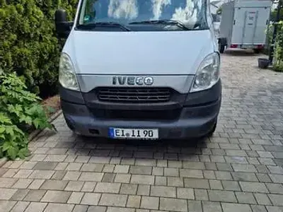 Gebraucht Iveco Daily 106 PS (77 kW) 2013 Weiss