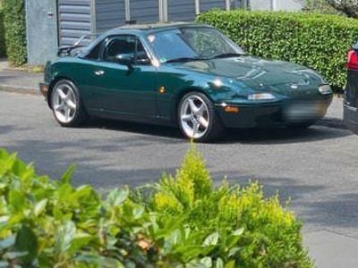 Second-hand Mazda MX5 131 CP (96 kW) 1994 Verde Cabrio