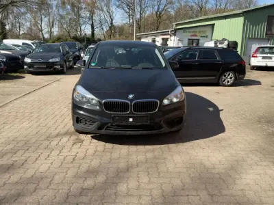 Gebraucht BMW 218 Active Tourer 136 PS (100 kW) 2014 Schwarz Van / Kleinbus