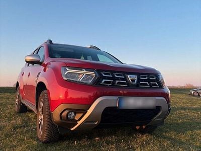 Gebraucht Dacia Duster Prestige 150 PS (110 kW) 2022 Rot SUV
