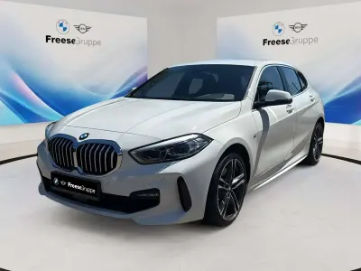 Gebraucht BMW 120 Performance 190 PS (139 kW) 2021 Alpinweiß uni Limousine