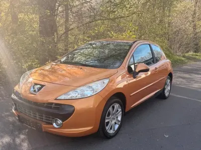 Gebraucht Peugeot 207 Urban Move 120 PS (88 kW) 2007 Gold Kleinwagen