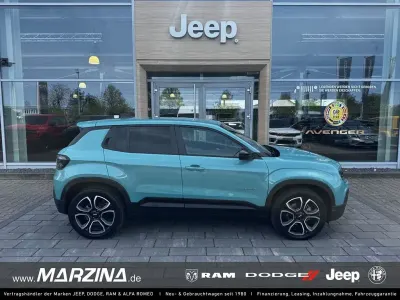 Brugt Jeep Avenger EV Altitude 114 kW (156 HK) 2023 Blå SUV