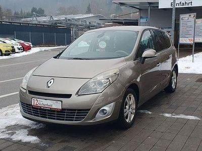 Braun Gebraucht 2010 Renault Scénic III Luxe Van / Kleinbus | 6.450 € (Etwas zu teuer)