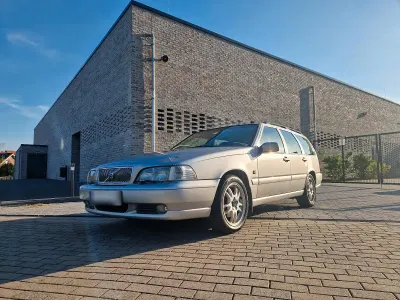 Używany Volvo V70 193 KM (141 kW) 1999 Szary Kombi