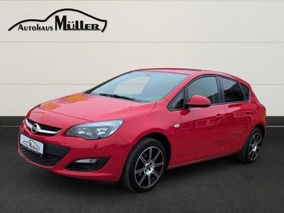 Gebraucht Opel Astra Edition 116 PS (85 kW) 2012 Rot Limousine