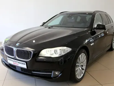 Gebraucht BMW 530 Comfort Edition 258 PS (189 kW) 2013 Schwarz Kombi