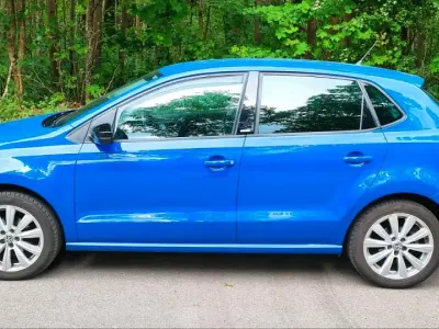 Gebraucht VW Polo Style 105 PS (77 kW) 2011 Blau Kleinwagen