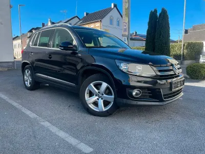 Gebraucht VW Tiguan Sportline 122 PS (89 kW) 2014 Schwarz SUV