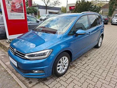 Gebraucht VW Touran Sound 116 PS (85 kW) 2017 Carribianblue Van / Kleinbus