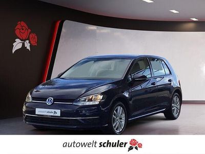Atlantic blue metallic Gebraucht 2018 VW Golf VII Comfortline Limousine | 15.949 € (Fairer Preis)