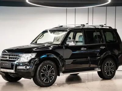 Gebraucht Mitsubishi Pajero 190 PS (139 kW) 2016 Schwarz SUV