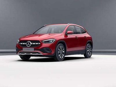 Gebraucht Mercedes GLA200 Style 163 PS (119 kW) 2022 Rot SUV