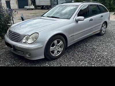 Mercedes C220