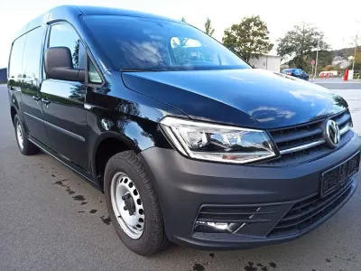 Gebraucht VW Caddy Trendline 102 PS (75 kW) 2018 Schwarz Van / Kleinbus