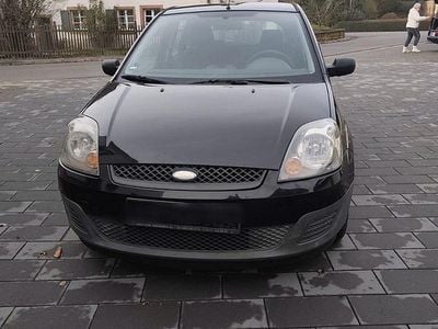 Schwarz Gebraucht 2007 Ford Fiesta Kleinwagen | 1.850 €
