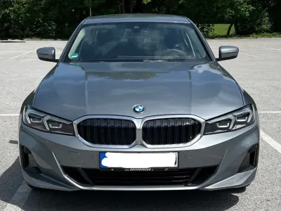 Gebraucht BMW 318 Shadowline 156 PS (114 kW) 2023 Silber Limousine