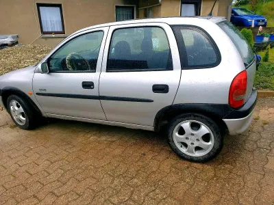 Gebraucht VW Golf III 75 PS (55 kW) 1999 Silber Kleinwagen