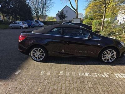 Usata Opel Cascada Edition 165 CV (121 kW) 2014 Marrone Cabrio