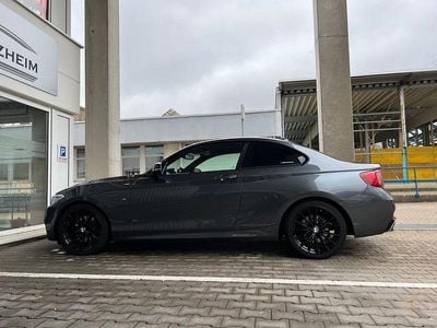 BMW 220
