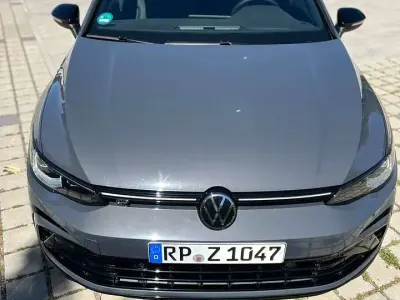 Gebraucht VW Golf VIII R-line 150 PS (110 kW) 2022 Grau Limousine