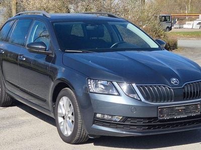 Gebraucht Skoda Octavia Tour 116 PS (85 kW) 2020 Grau Kombi