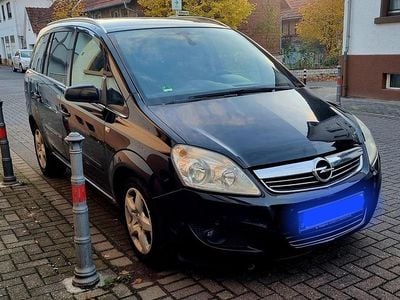 Gebraucht Opel Zafira 150 PS (110 kW) 2018 Schwarz Van / Kleinbus