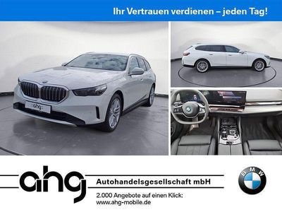 Neu BMW 530e Comfort Edition 299 PS (219 kW) 2026 Weiß Kombi
