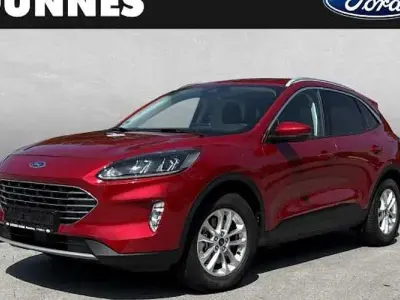 Używany Ford Kuga Titanium 243 KM (178 kW) 2021 Czerwony SUV