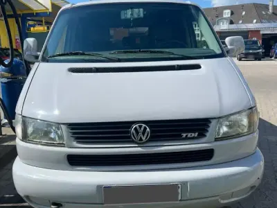 Gebraucht VW T4 102 PS (75 kW) 1998 Grau Van