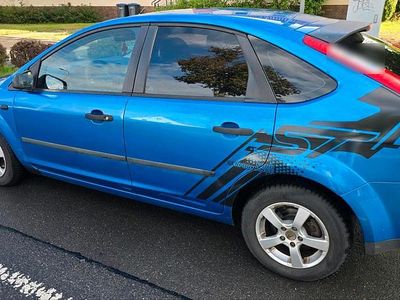 Gebraucht Ford Focus 2005 Blau Limousine