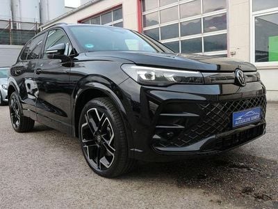 Schwarz Gebraucht 2024 VW Tiguan R-line SUV | 43.680 € (Guter Preis)