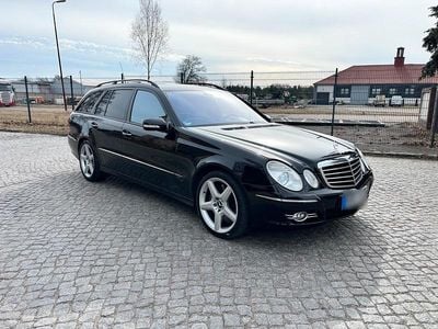 Usata Mercedes E500 386 CV (283 kW) 2008 Andere farben Station wagon