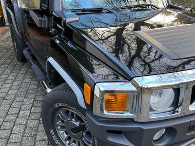 Hummer H3