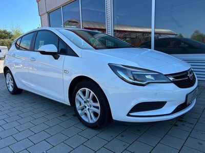 Usata Opel Astra Edition 110 CV (80 kW) 2017 Bianco Berlina