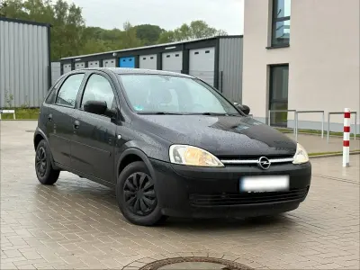 Używany Opel Corsa 80 KM (58 kW) 2003 Czarny Hatchback