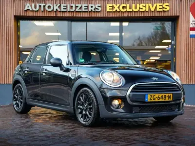 Gebraucht Mini ONE 102 PS (75 kW) 2019 Midnight black Kleinwagen