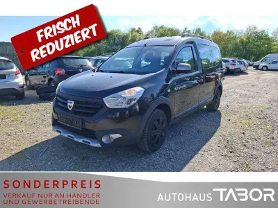 Gebraucht Dacia Dokker Stepway 90 PS (66 kW) 2015 Perlmuttschwarz Van / Kleinbus