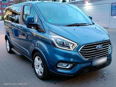 Gebraucht Ford Tourneo 185 PS (136 kW) 2020 Blau Van / Kleinbus