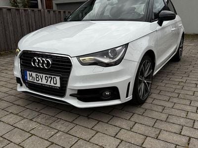 Gebraucht Audi A1 Sportback S-Line 105 PS (77 kW) 2013 Weiß Kleinwagen