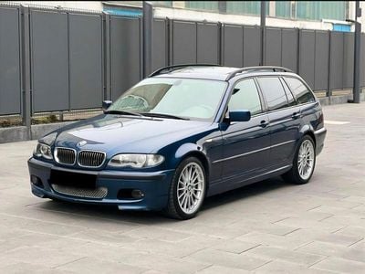BMW 330
