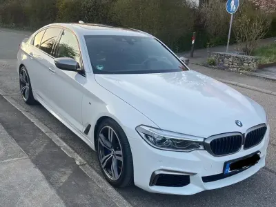 Gebraucht BMW M550 M Performance 400 PS (294 kW) 2018 Weiß Limousine